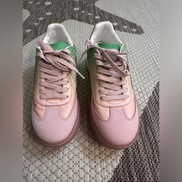 Stella McCartney Loop Gradient Sneaker - Picture 3 of 12